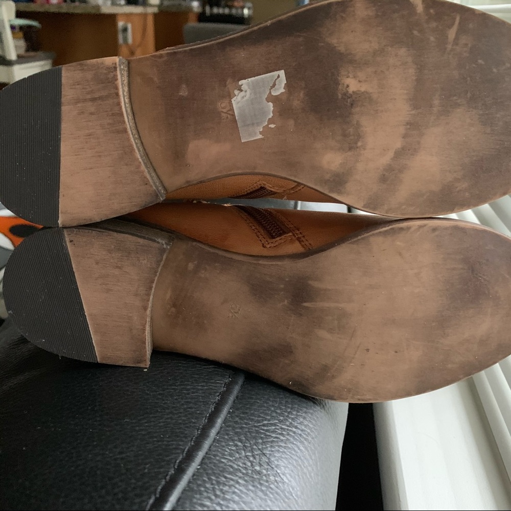 NWOT Skechers leather ankle boots - Picture 6 of 8